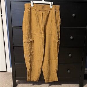Women’s Casual Cargo Pants in Mustard Brown